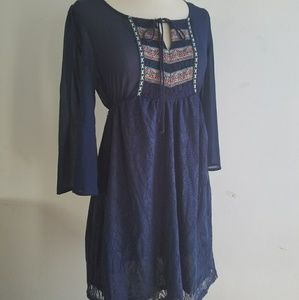 Flying Tomatoe Bohemian Chevron Lace Dress