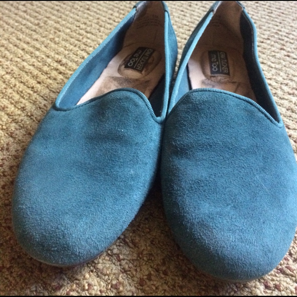 Adam Tucker blue flats!