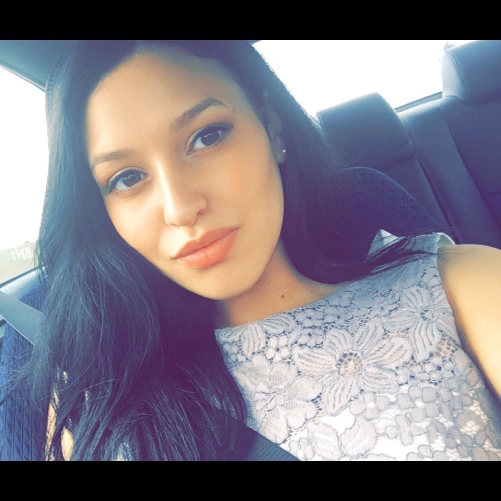 Meet your Posher, Vanessa