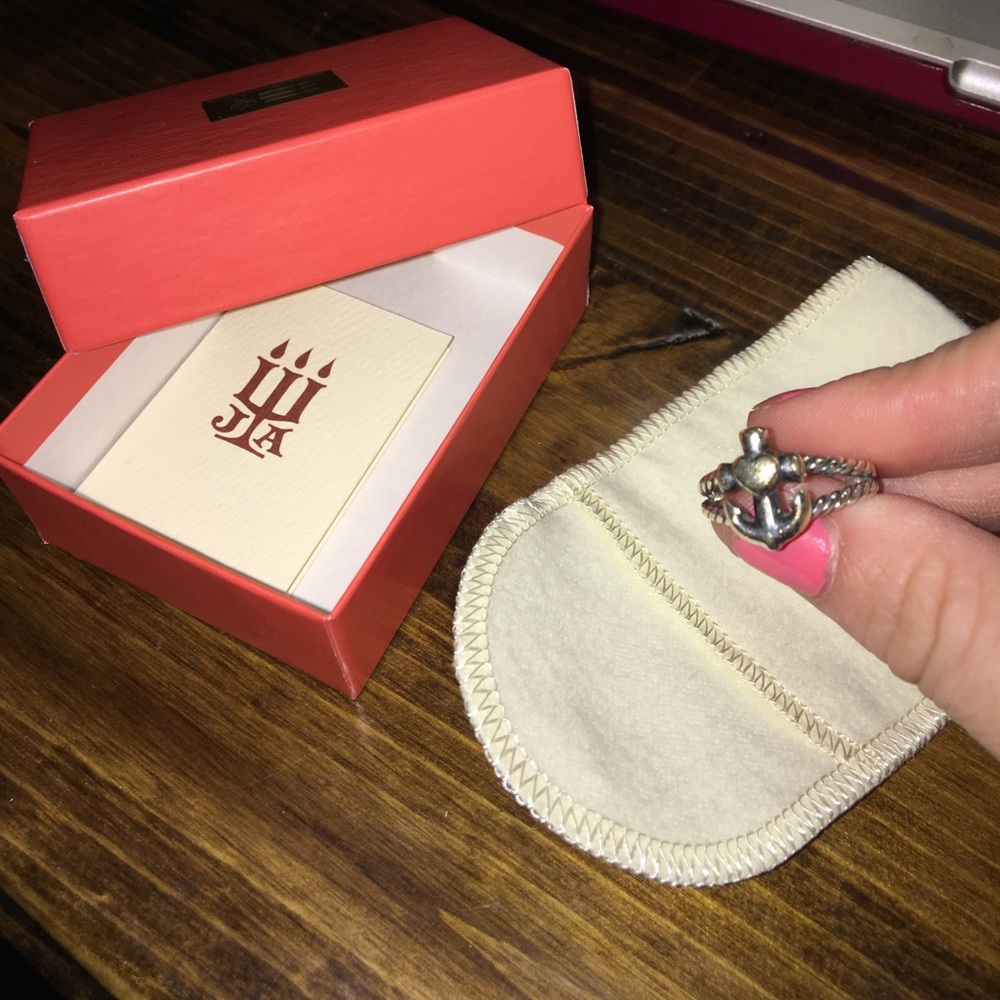 James Avery Anchor Ring