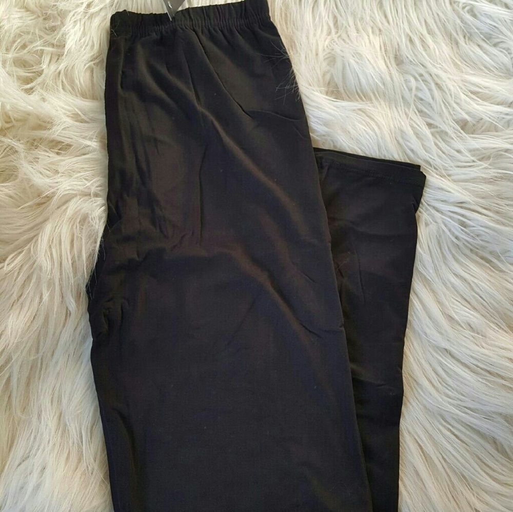 Black Peachskin >ONE SIZE< leggings