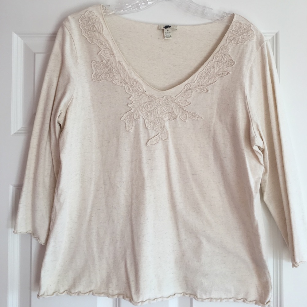 V neck t-shirt