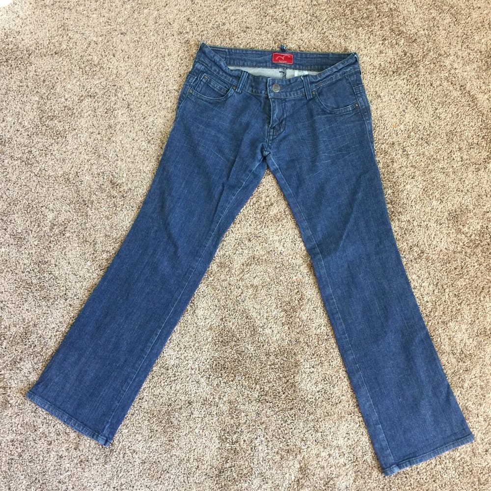 Levi's dark wash denim jeans