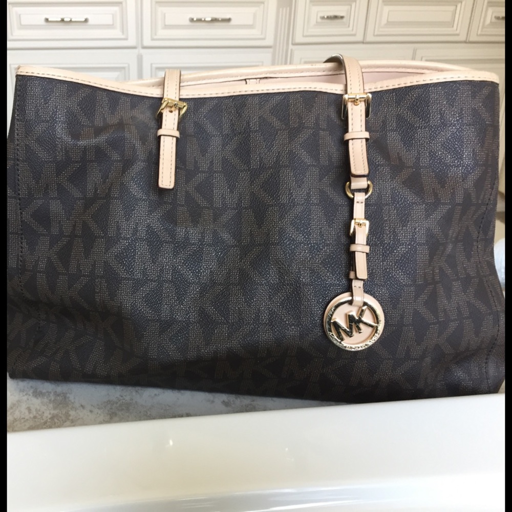 Micheal Kors brown and beige purse