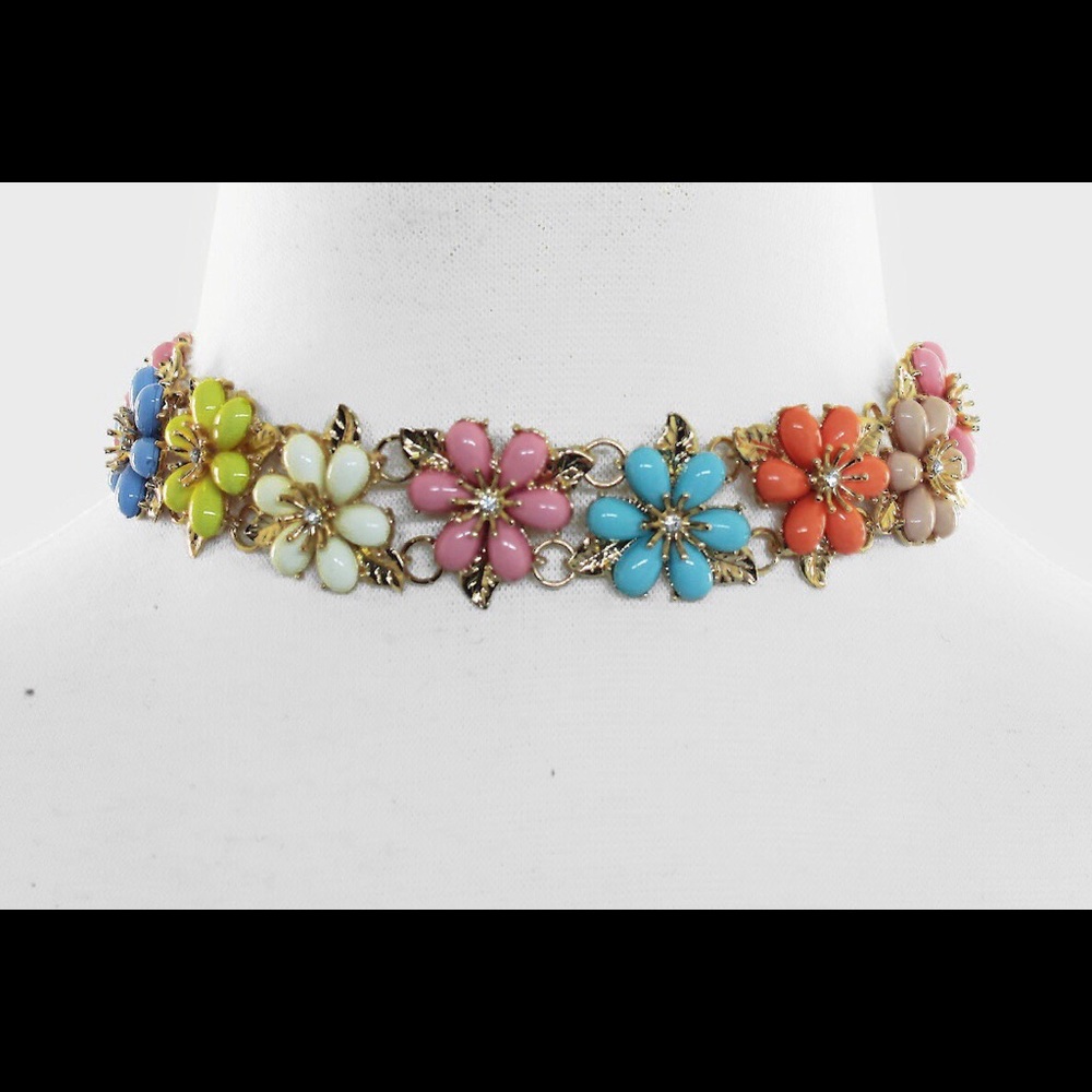 Multicolor Flower Choker Necklace