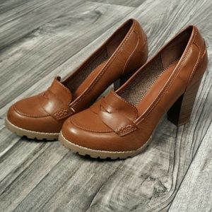 Maurice's Brown heels