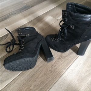 Coach suede boots size 9