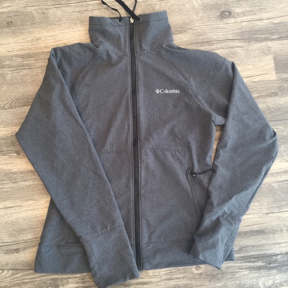 🚫ON HOLD🚫 Columbia Serene Lake Softshell Jacket