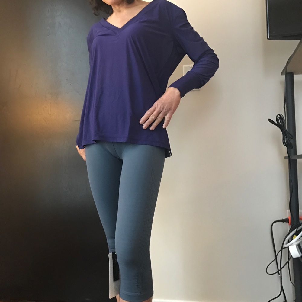 Bundle! Lululemon get low long sleeves