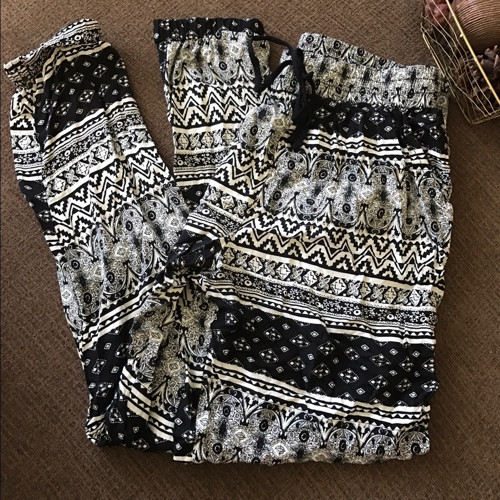 Spring/ Summer Pants - Picture 2 of 2
