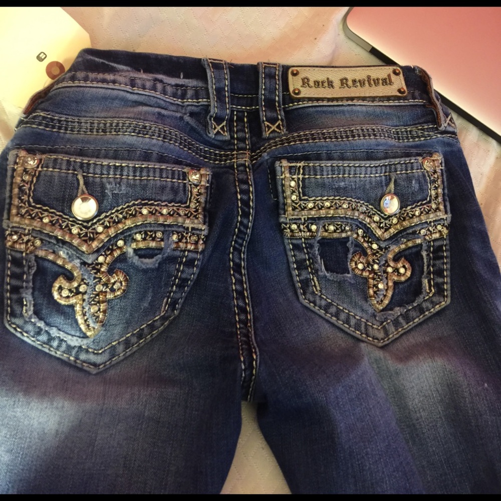 Rock revival straight leg so 25 regular length