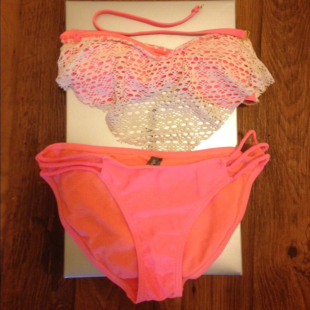 👙Cute little 👙