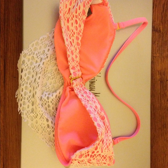 👙Cute little 👙 - Picture 3 of 7