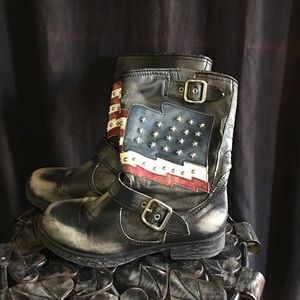 American flag boots.