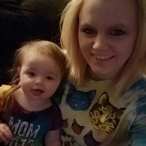 Meet your Posher, Elisa