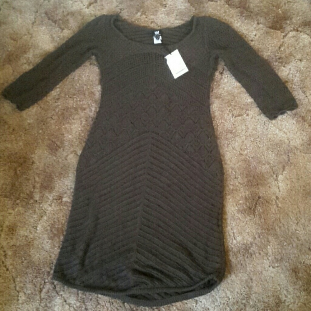 Olive Pointedly Crochet Scoop Neck Dress