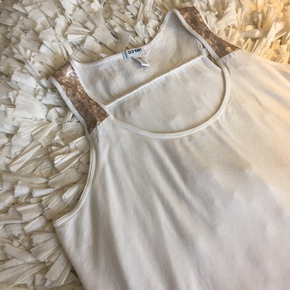Old Navy Tops - 🔅 3 for $10 Sequined tank