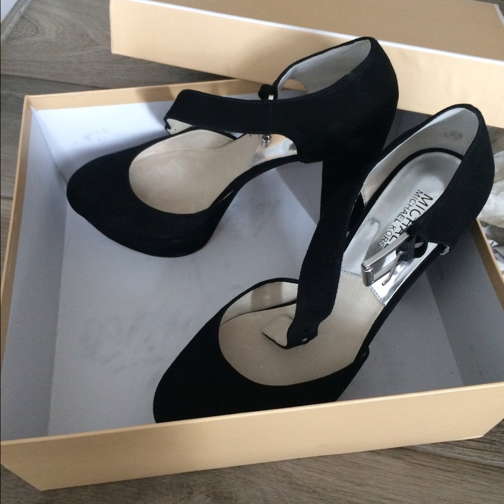 Michael kors suede platform