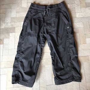 Lululemon Dance Studio Pant Crops sz 6