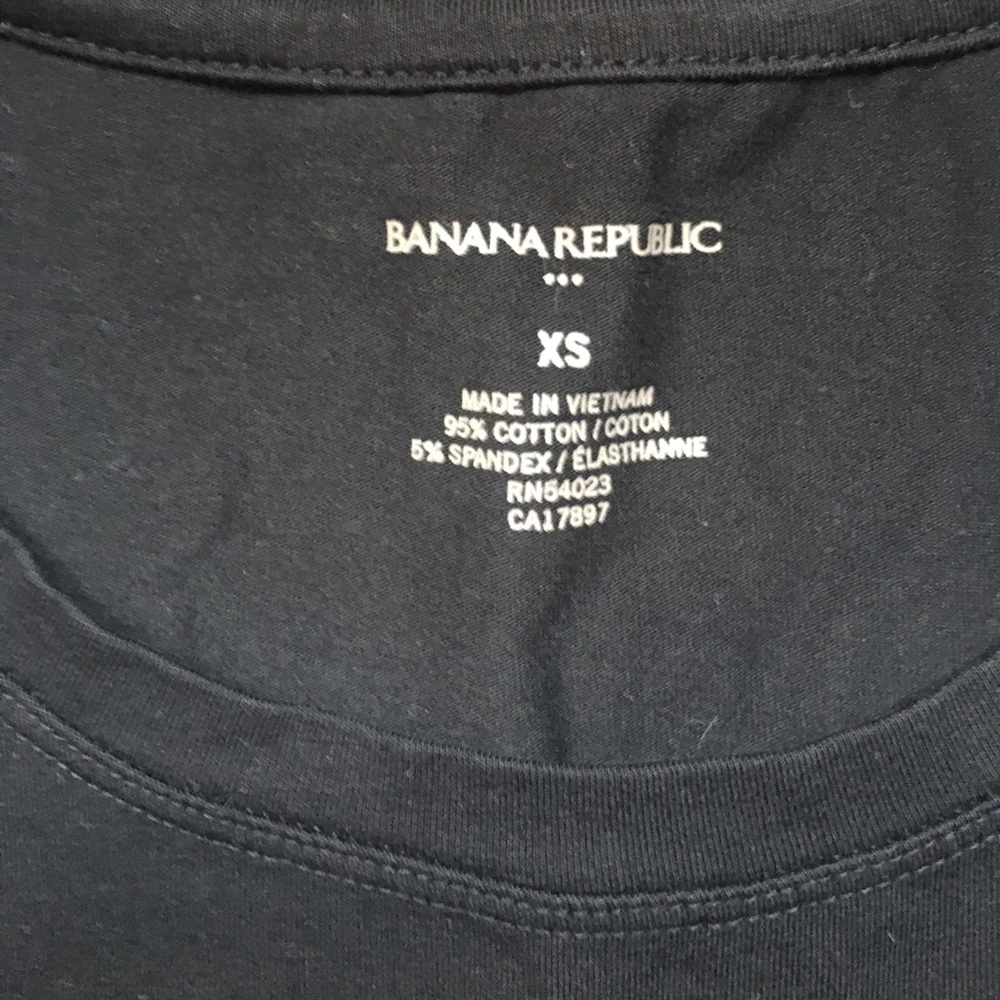 Short Sleeve Basic - Picture 2 of 2