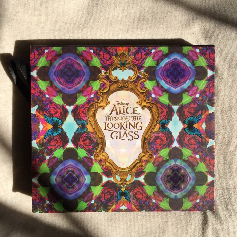 Urban Decay Alice Through the Looking Glass
