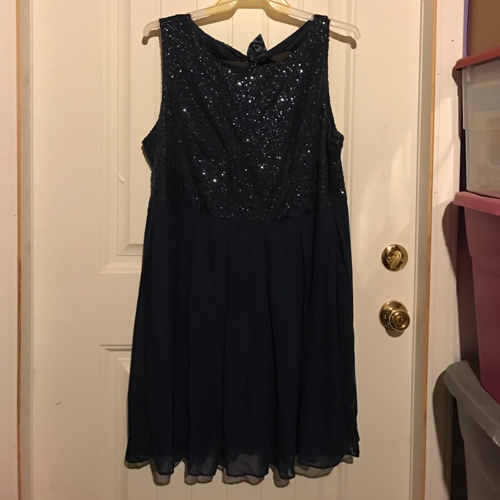 DEB navy blue dress size 24 with sequins NWT