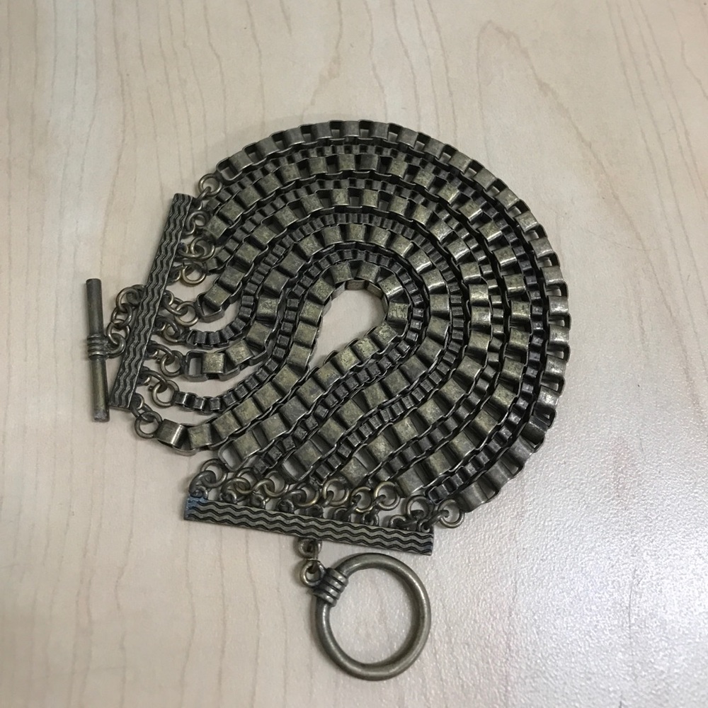 Metal bracelet
