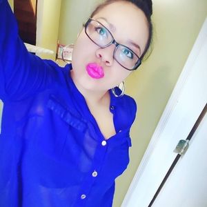 Meet your Posher, Abby