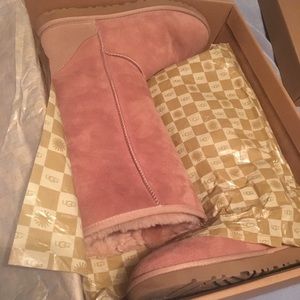 UGG Classic Tall Size 9
