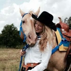 Meet your Posher, Brenna