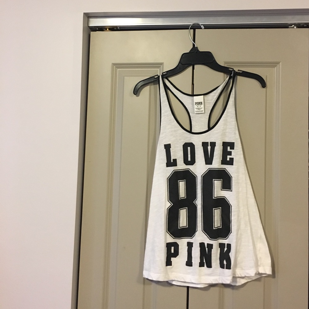 Light summer tank! Super convenient for beach days - Picture 1 of 2