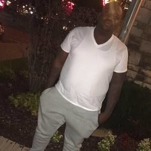 Meet your Posher, Devontae