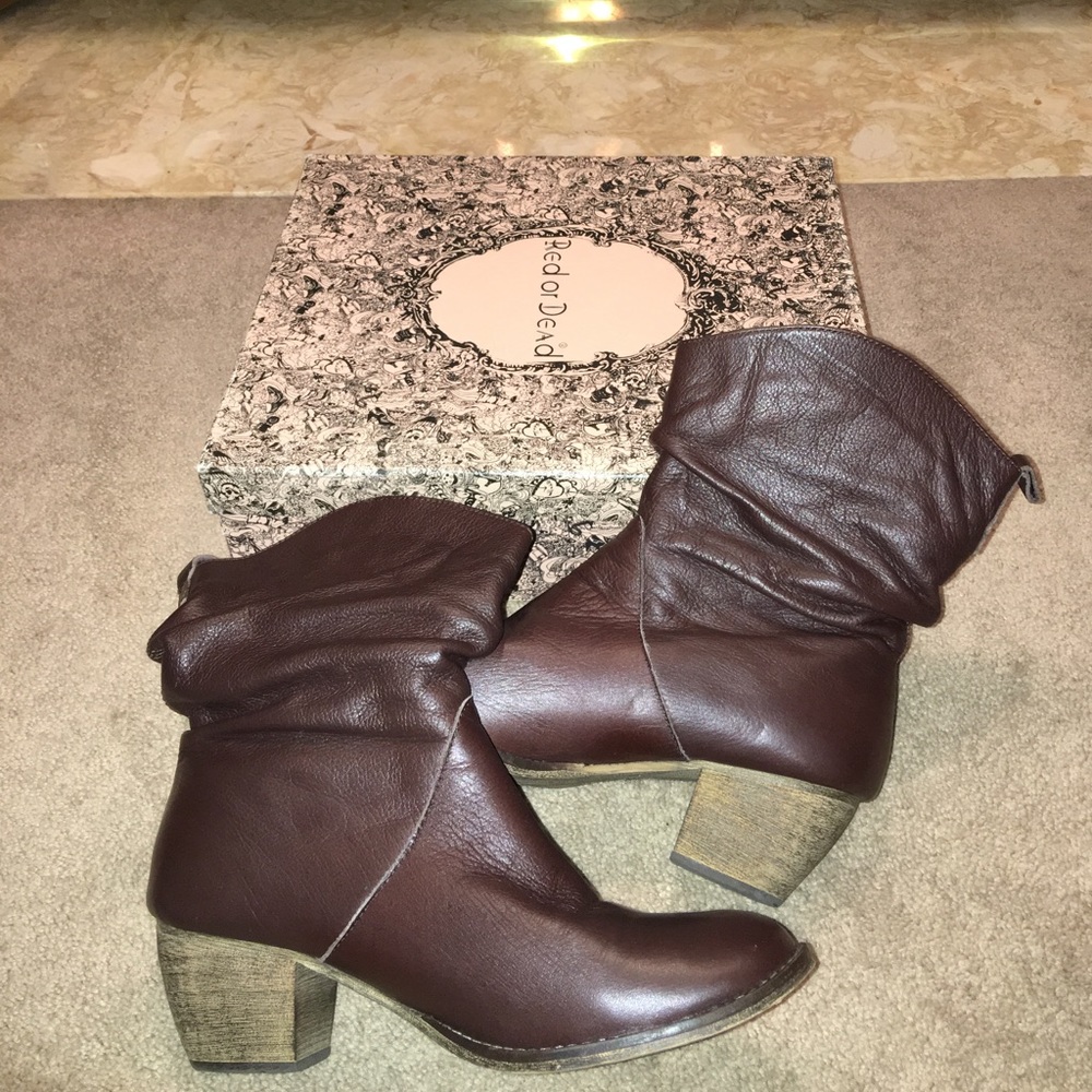 Red or Dead brown Booties