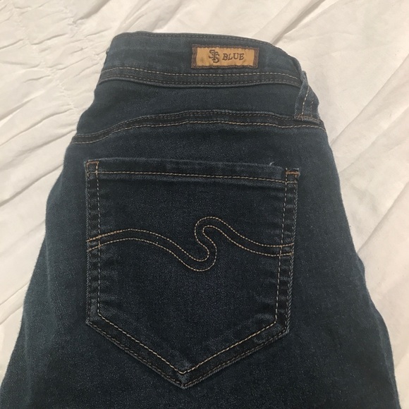 Jeans - Picture 2 of 3