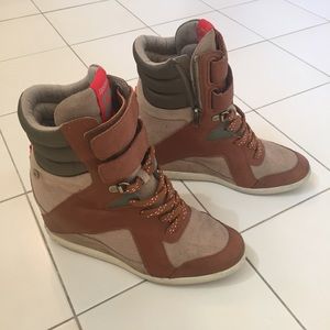 Alicia Keys AK Reebok high tops