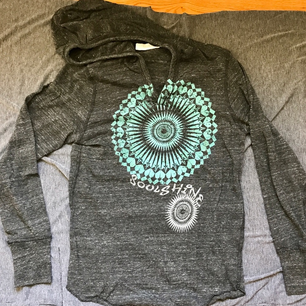 💜Make me an offer!💜 Lightweight hoodie