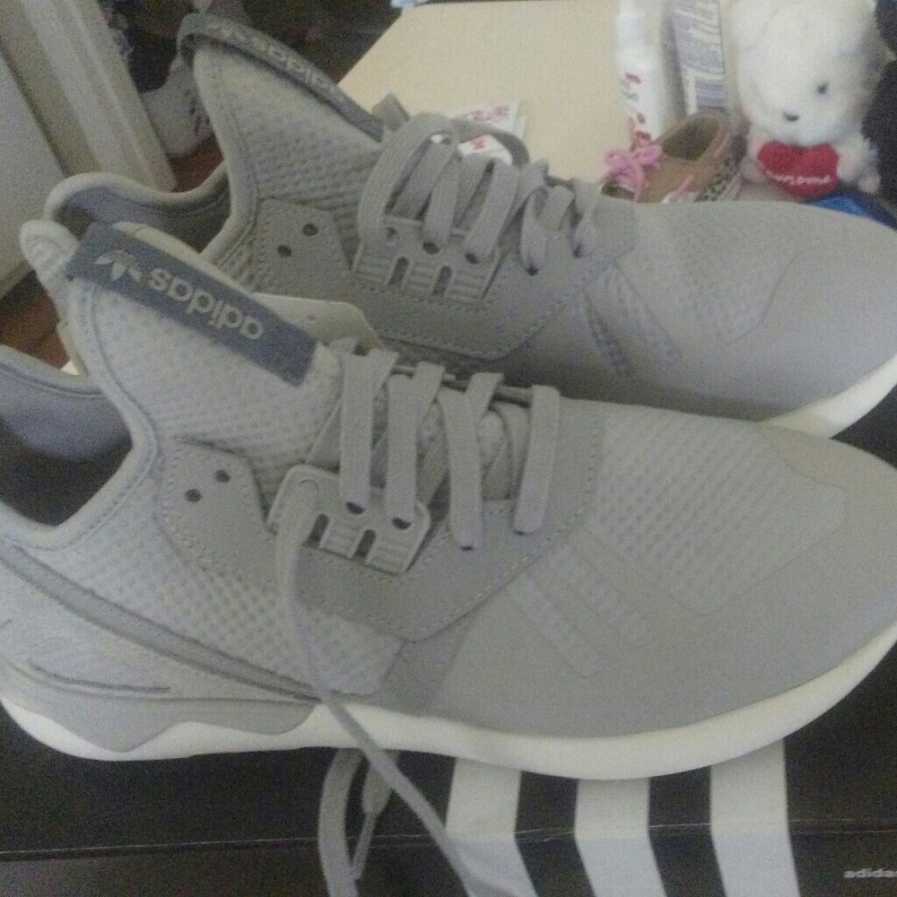 Gray adidas tubular FINAL