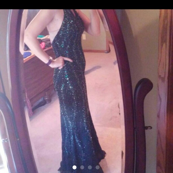 Prom Dress - Picture 2 of 4