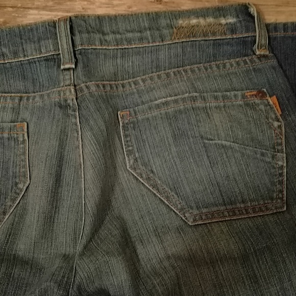 Vintage James jeans relaxed fit with leg flare at bottom - Picture 5 of 7