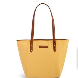 Vera Bradley Preppy Polly Small Ella Tote- Banana Vera Bradley Preppy Polly Small Ella Tote- Banana
