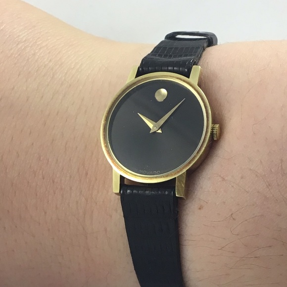 Movado 14 k solid gold ladies watch - Picture 1 of 4