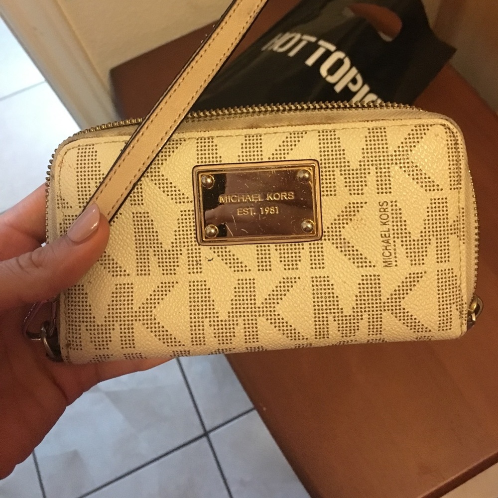 Michael Kors Wrislet