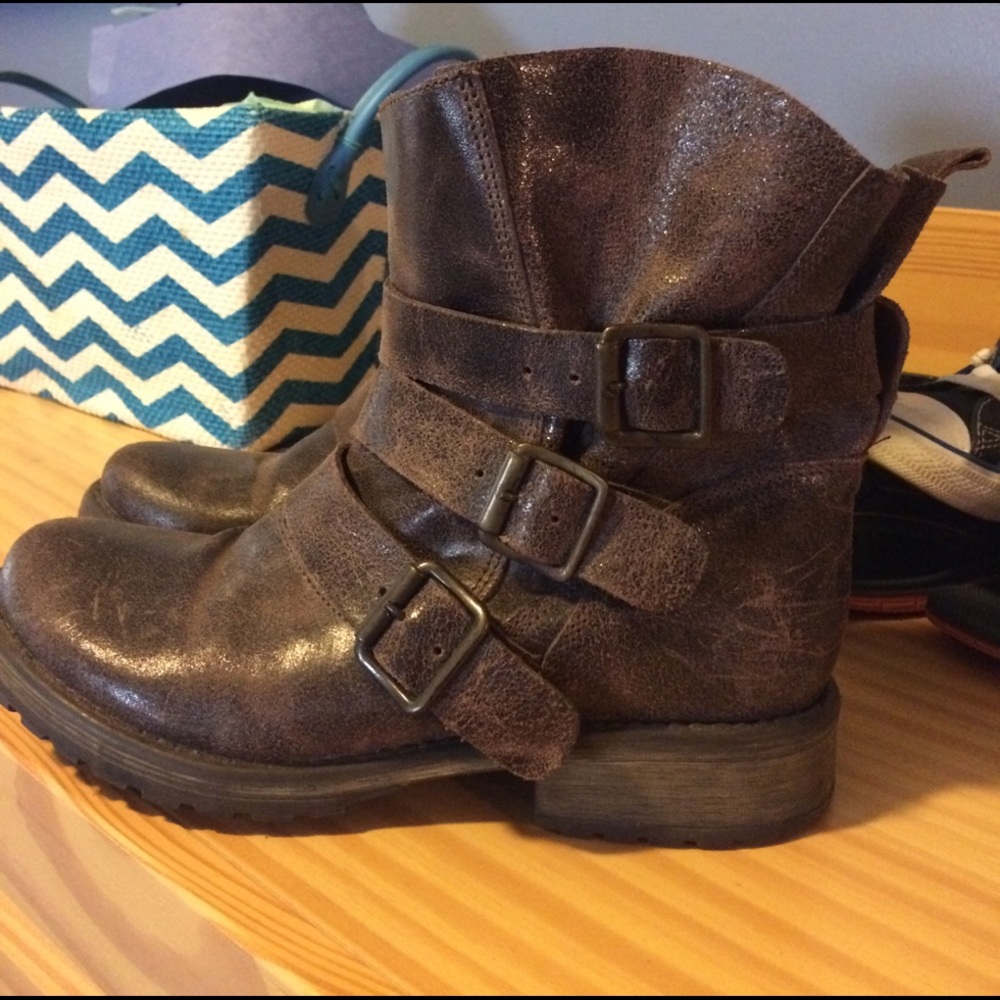 Steve Madden Colony boots