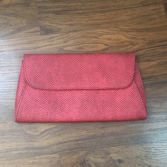 Urban Expressions clutch - Picture 1 of 3