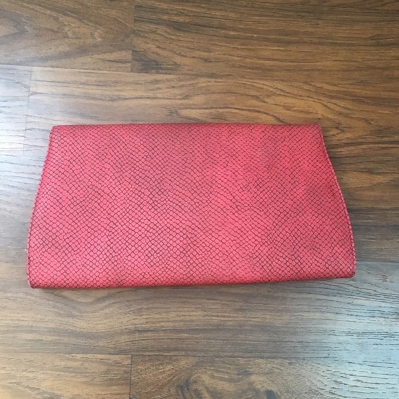 Urban Expressions clutch - Picture 3 of 3