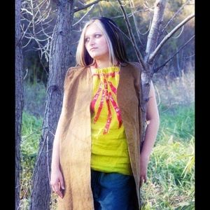 Zoe Designs Chatereuse hemp/silk halter top