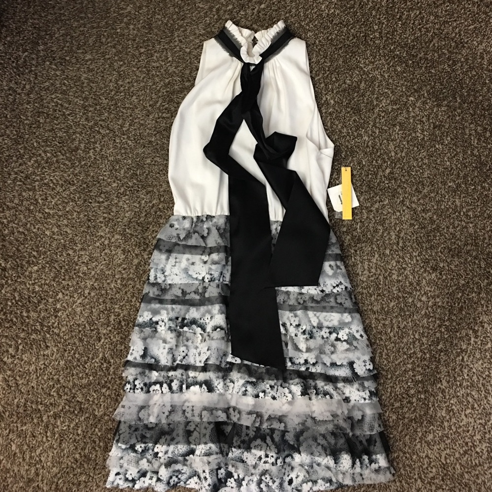 ❌SOLD❌Black and white dress by Alice+ Olivia