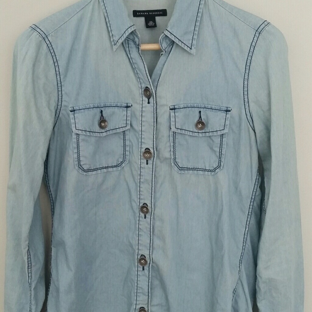 Banana Republic Chambray button down