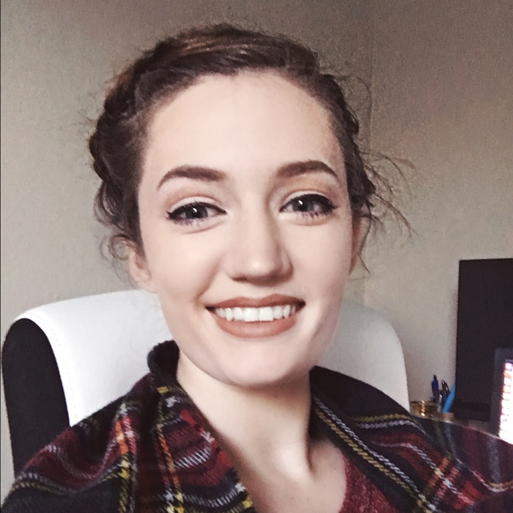 Meet your Posher, Lauren