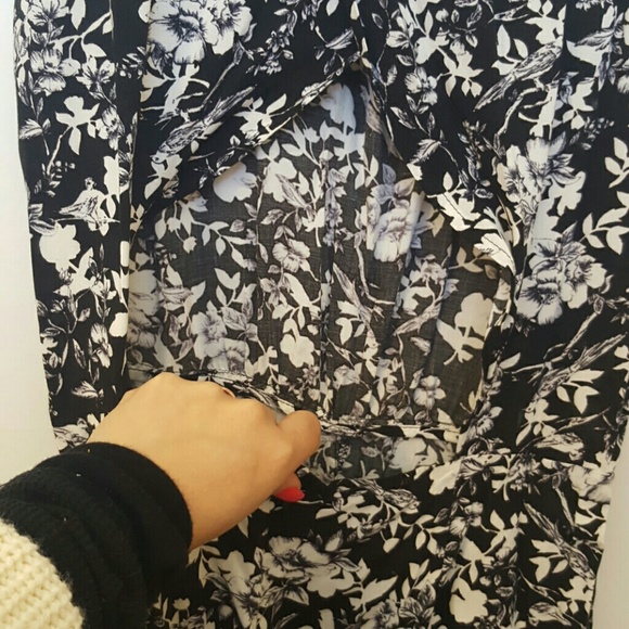 Floral romper - Picture 2 of 4